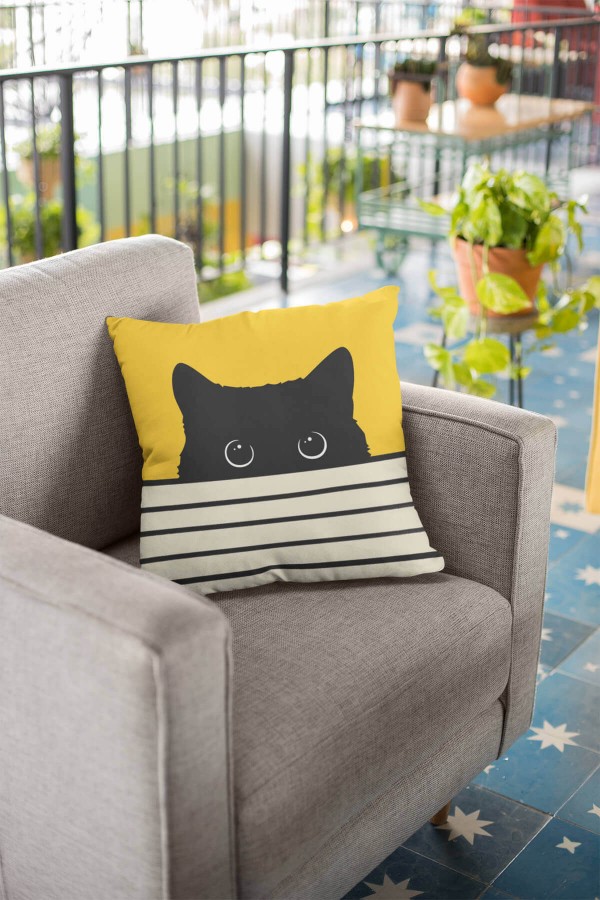 Sarı Kedi Desenli Çift Taraf Yastık Kırlent Kılıfı KRL064