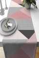 Pembe Geometrik Desenli Premium Masa Örtüsü Runner RNR390