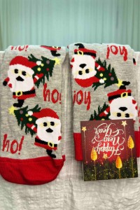 Gri Zemin Noel Baba ve Yılbaşı Ağacı Desenli Ho Ho Ho Çorap – Suare Concept Yeni Yıl Çorap Modeli